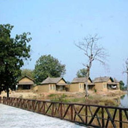 Отель Tiger Lagoon Bandhavgarh National Park Экстерьер фото