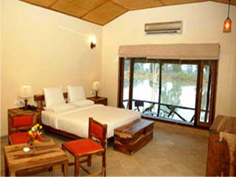 Отель Tiger Lagoon Bandhavgarh National Park Экстерьер фото